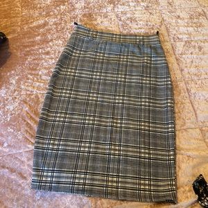 Plaid pencil skirt